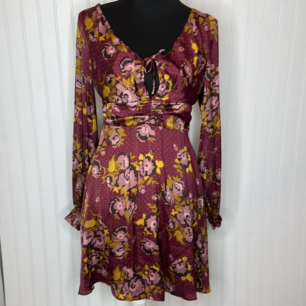 - Free People Floral Fit and Flare Dress Size 6